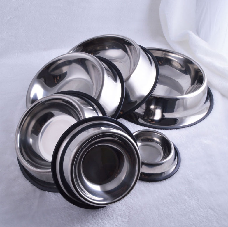 Shiny Stainless Steel Bowls – Long-Lasting and Easy to Wash
